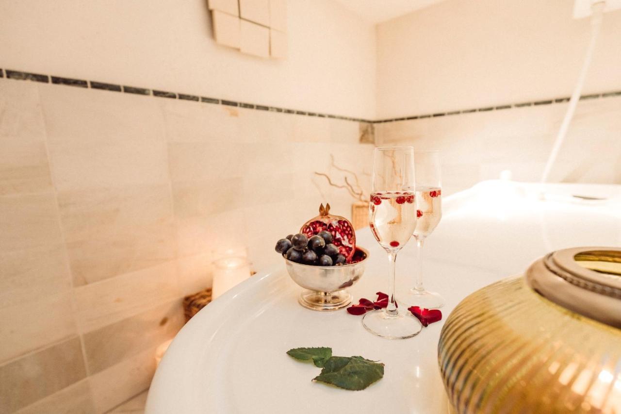 Hotel Castel Rundegg (Adults Only) Merano Exteriör bild