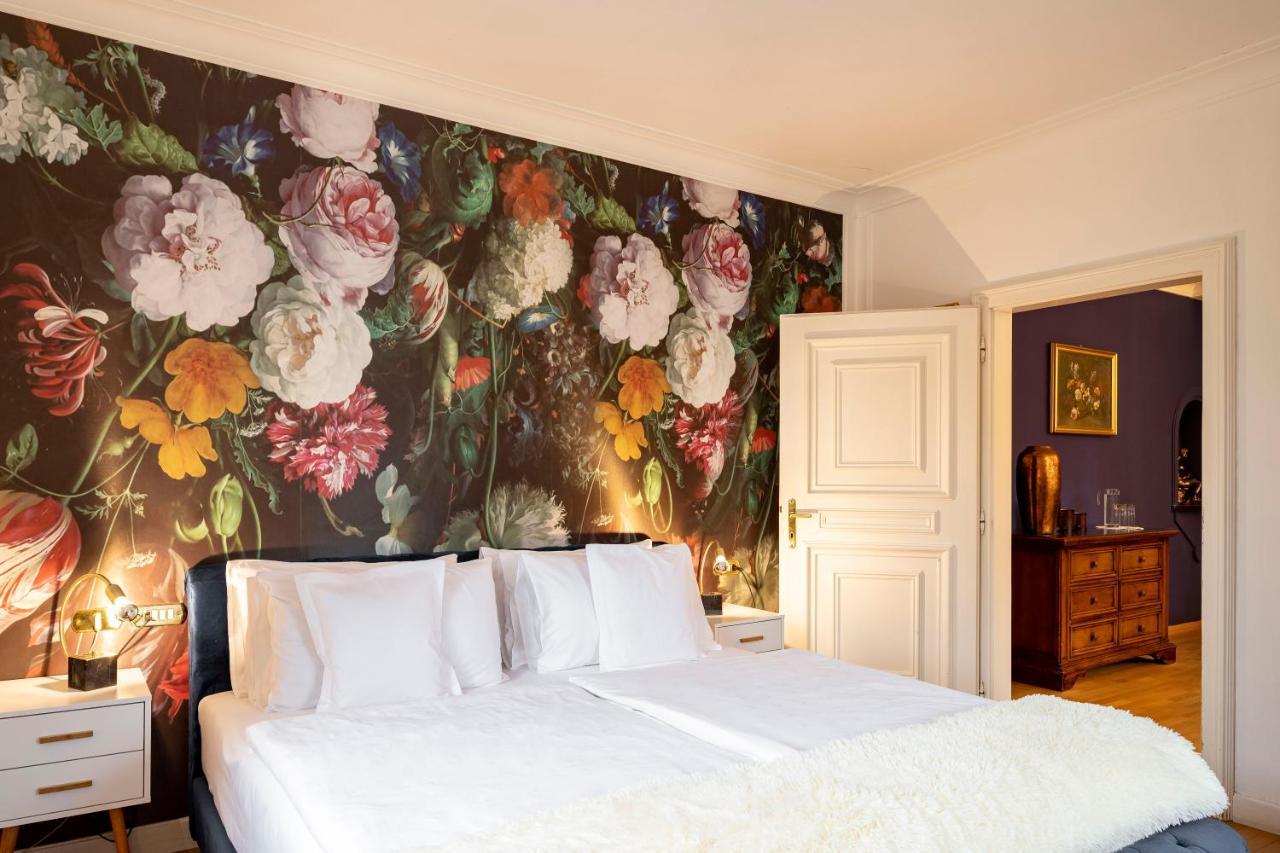 Hotel Castel Rundegg (Adults Only) Merano Exteriör bild