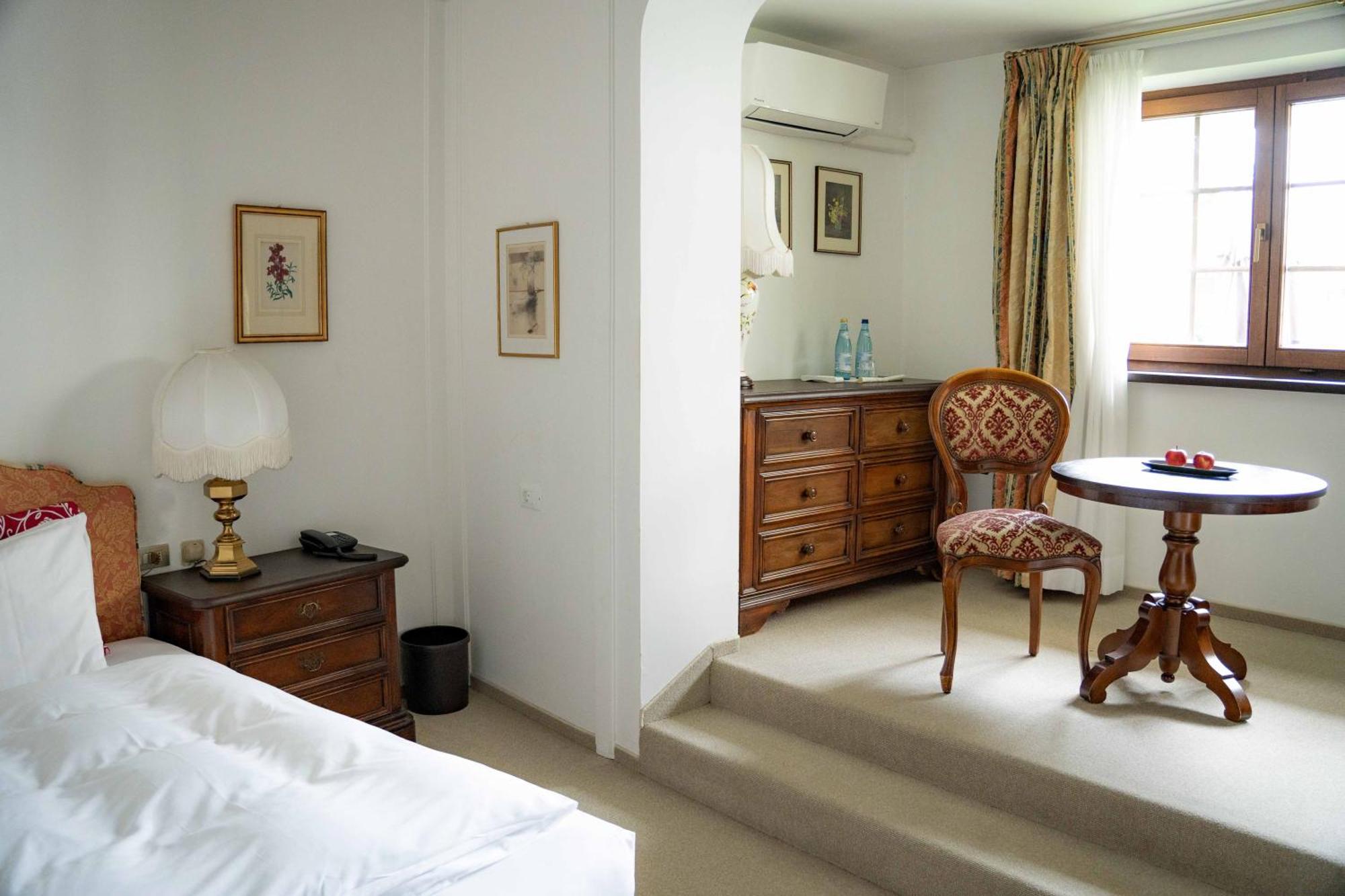 Hotel Castel Rundegg (Adults Only) Merano Exteriör bild