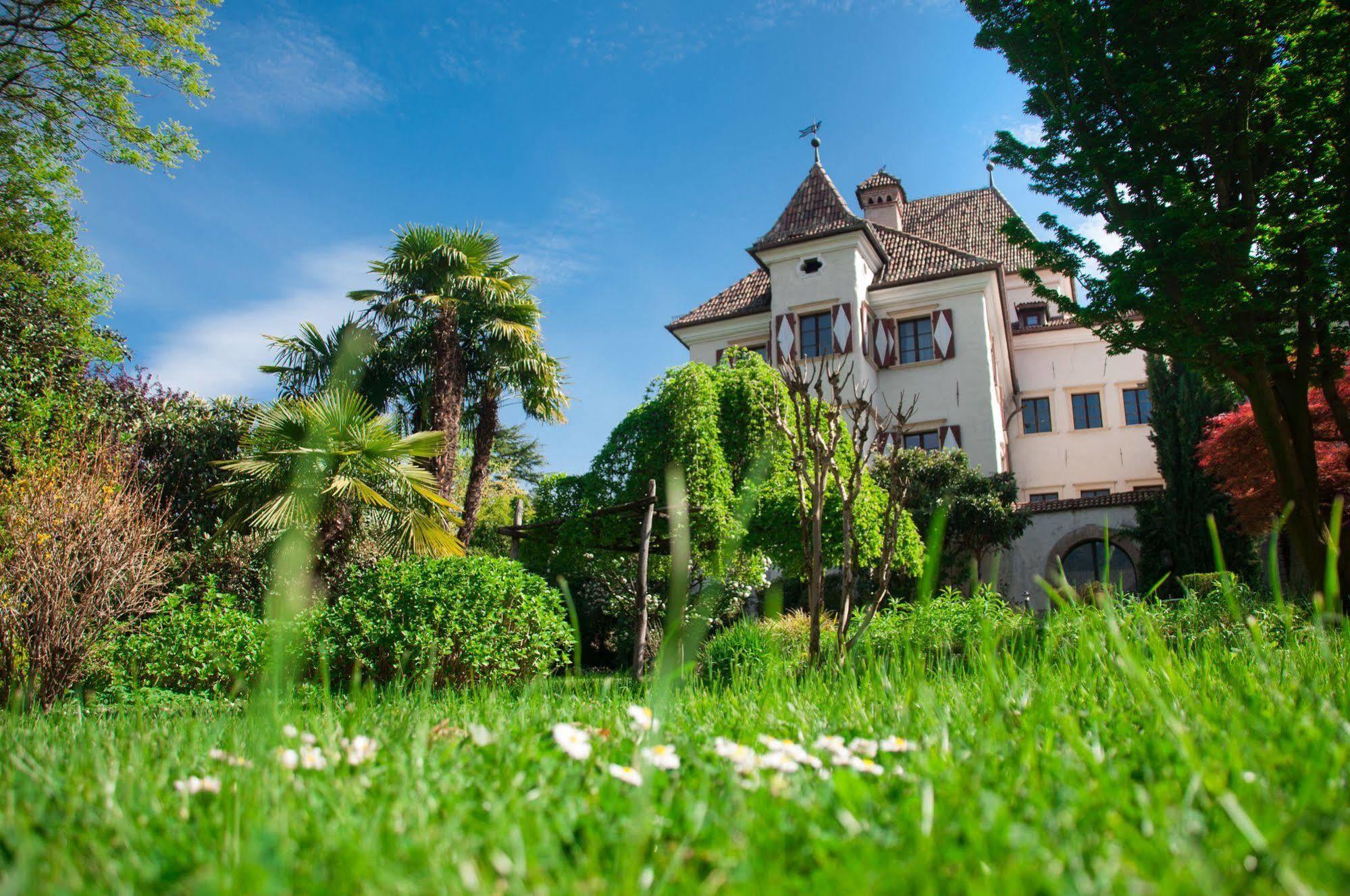 Hotel Castel Rundegg (Adults Only) Merano Exteriör bild